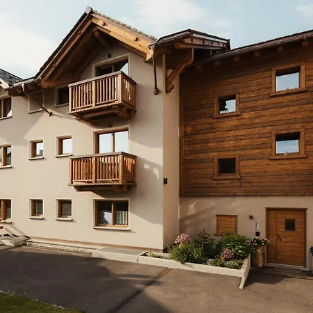 Bonvivar -- Mountain Guesthouse Livigno Exterior photo