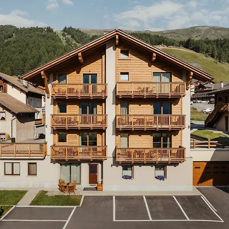 Bonvivar -- Mountain Guesthouse Livigno Exterior photo